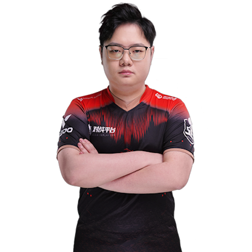 k4Mi, staff