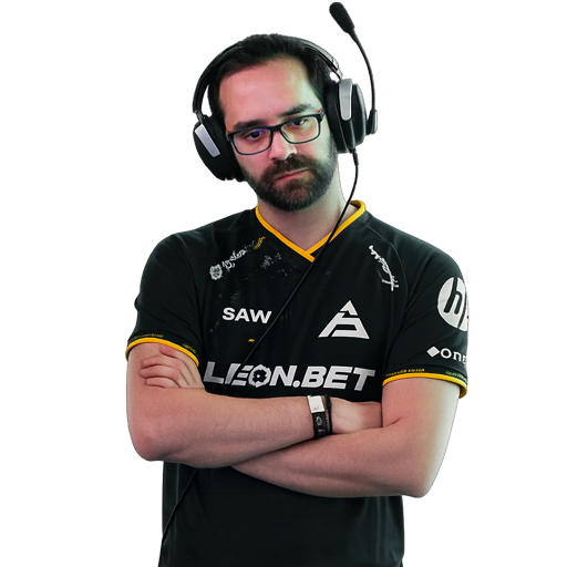 Mowzassa, staff